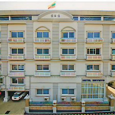 Hotel Maymyo Pyin Oo Lwin Extérieur photo
